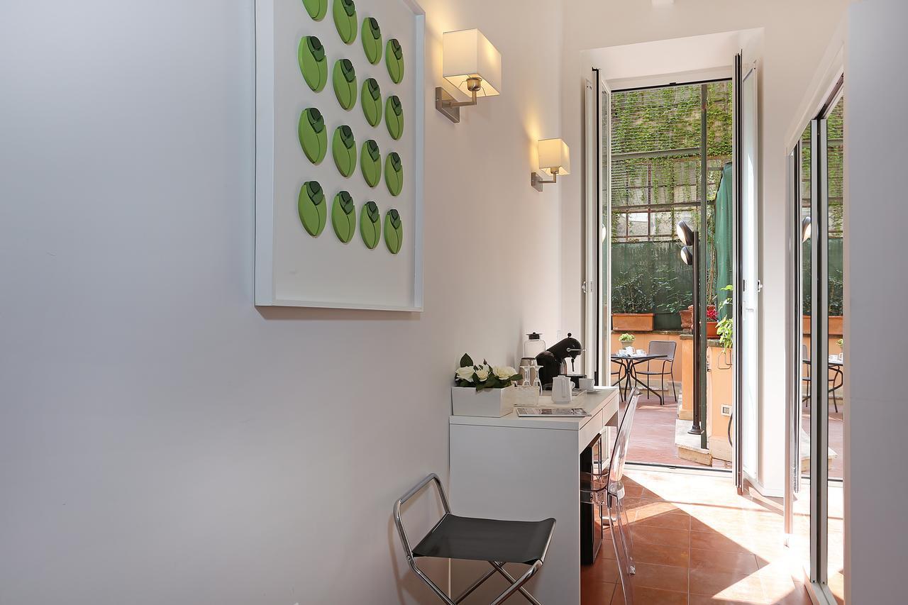 Domus Croce Bed & Breakfast Rome Exterior photo